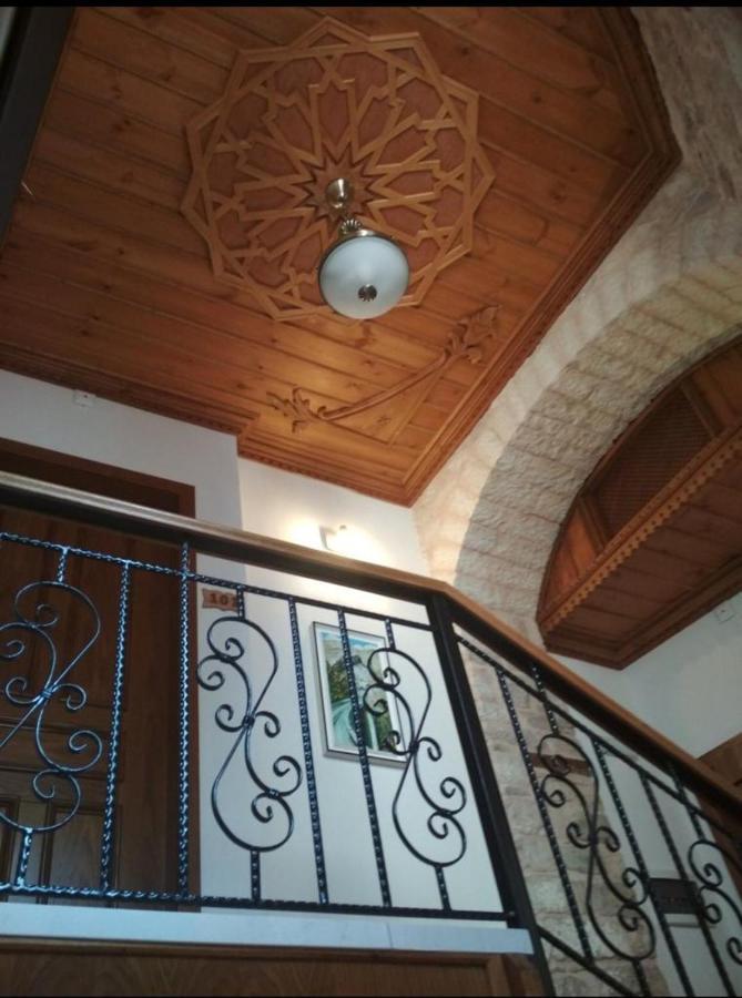 Argjiro Traditional Gjirokastër 외부 사진